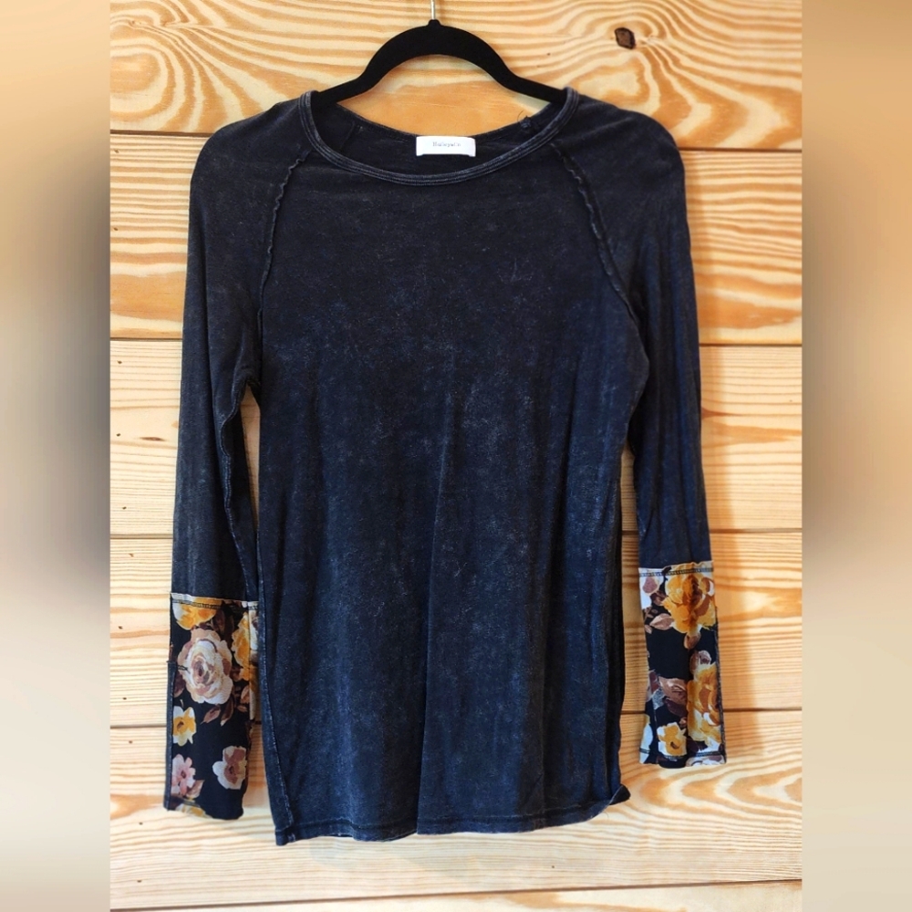 Boutique mineral wash long sleeve floral T